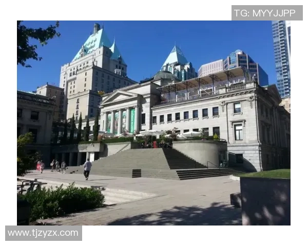 加拿大足球球星崛起：从温哥华到国际舞台的耀眼征程